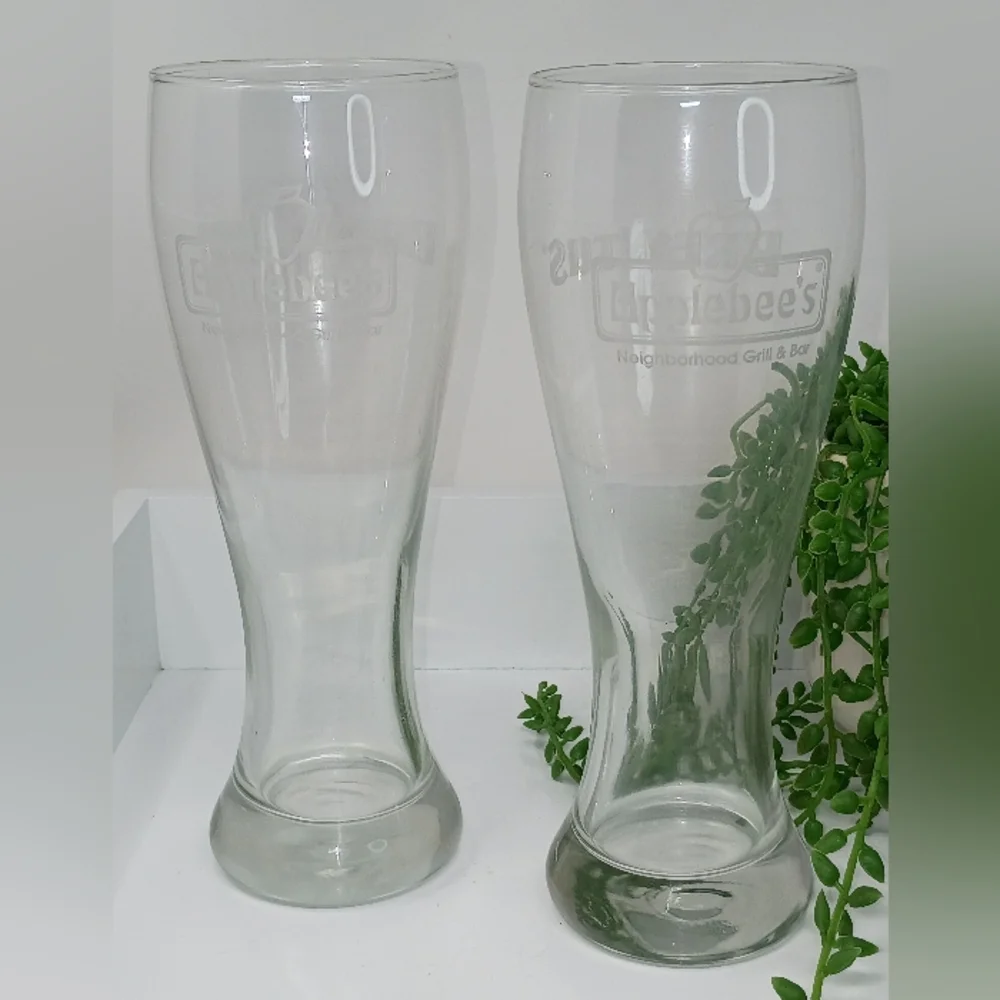 Applebee's Clear Glass Beverage Set